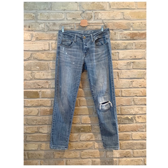 American Eagle Mom Jeans - Picture 1 of 5